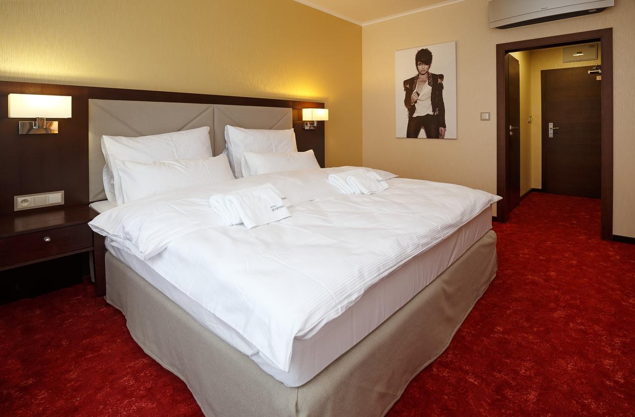 Hotel Bystra スニナ エクステリア 写真