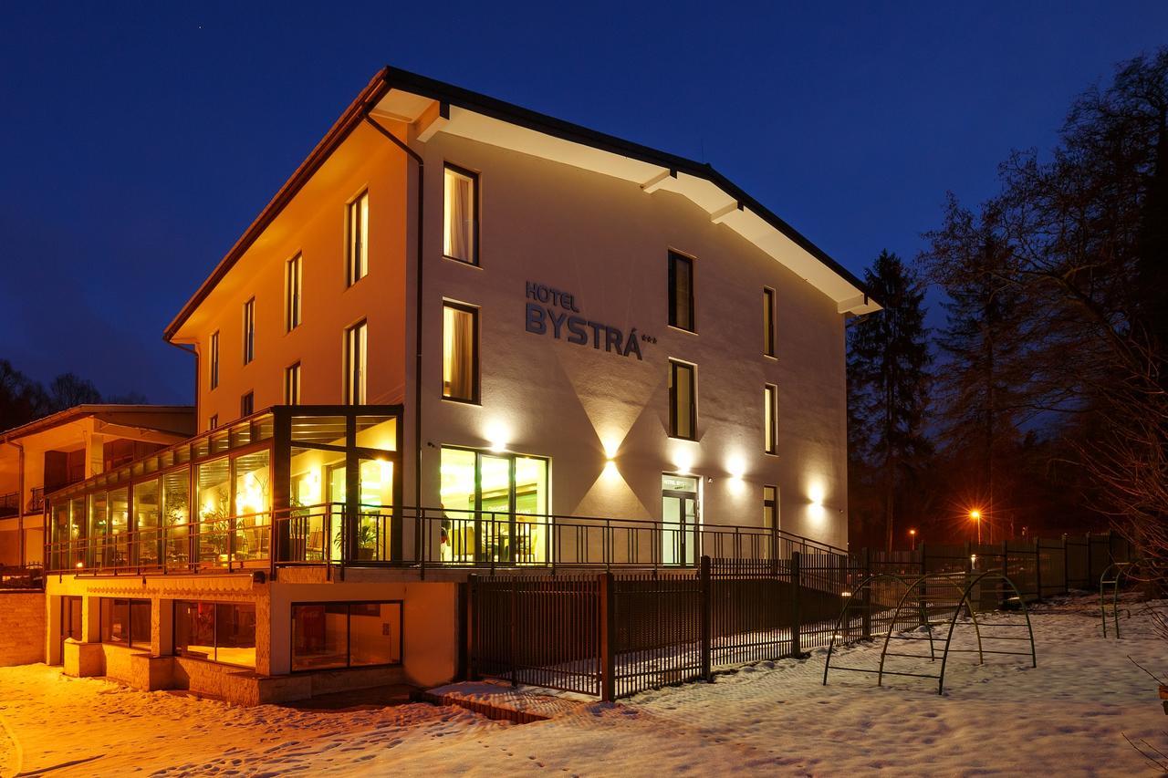 Hotel Bystra スニナ エクステリア 写真